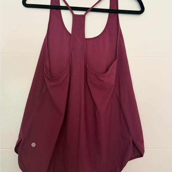 Lululemon Athletica Coastal Tank in Burgundy - Picture 2 of 2